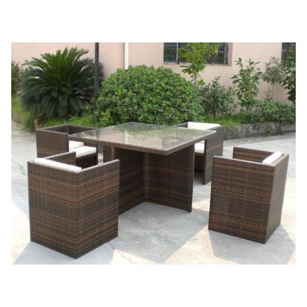 Holdbart og vejrbestandigt havefurniture til årlig nydelse