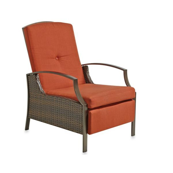 Crea un refuxio relaxante cunha combinación de mesa e cadeiras de xardín