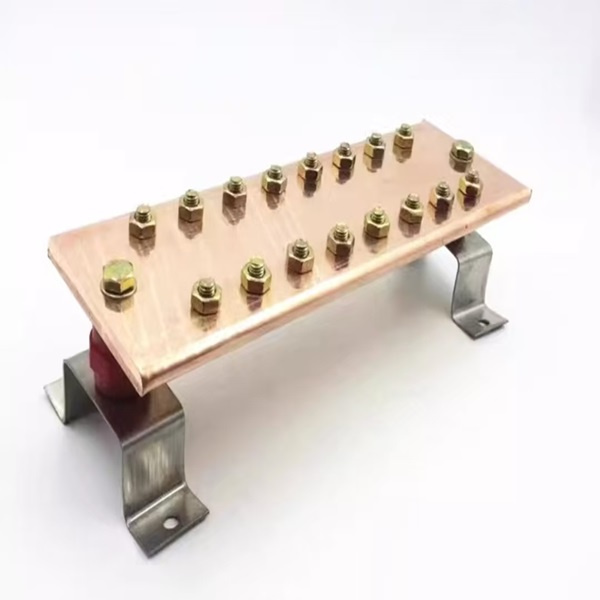 Mapaginhawahan ang Iyong mga Pangangailangan sa Distribusyon gamit ang Aming Mataas na Pagganap na Terminal Blocks