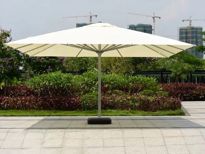 Outdoor Garden Umbrellas: Function Meets Aesthetic
