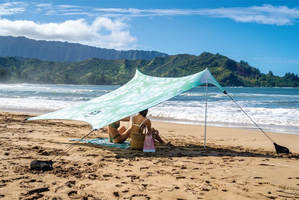 2024 New Tente De Plage Awning Outdoor Canopy Portable Beach Canopy Sunshade Beach Tent Sun Shade Shelter With Sand Anchor supplier
