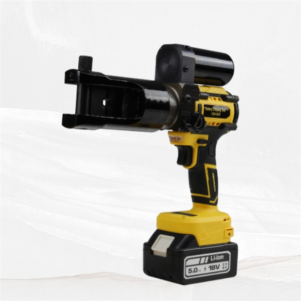 Säg hejdå till nystan av sladdar med ett trådlöst hydrauliskt crimpverktyg