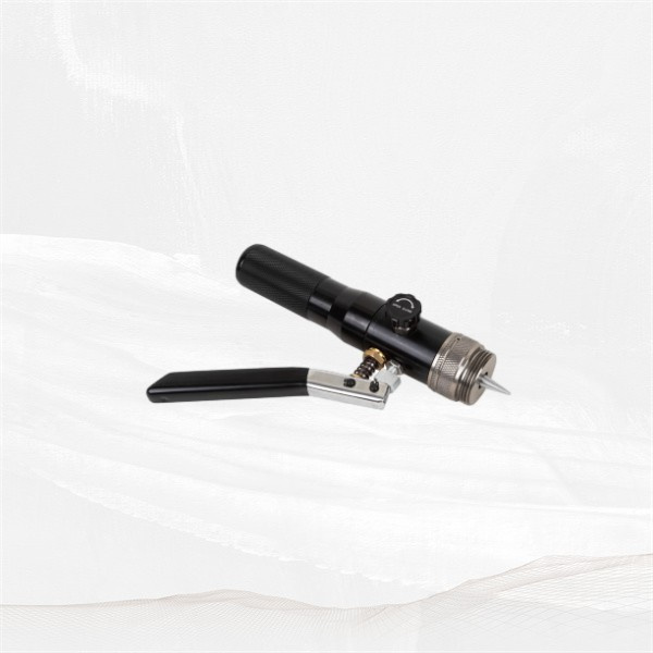 Make professional-grade crimps with ease using the crimp PEX tool