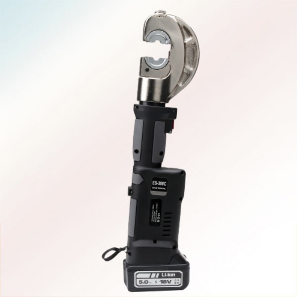 Güçlü bir hidrolik batarya aletiyle kablo kalıplama işleminizi hızlandırın