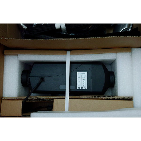 Restez au chaud et confortable les jours d'hiver froids grâce à notre chauffage d'appoint à air de 2 kW.