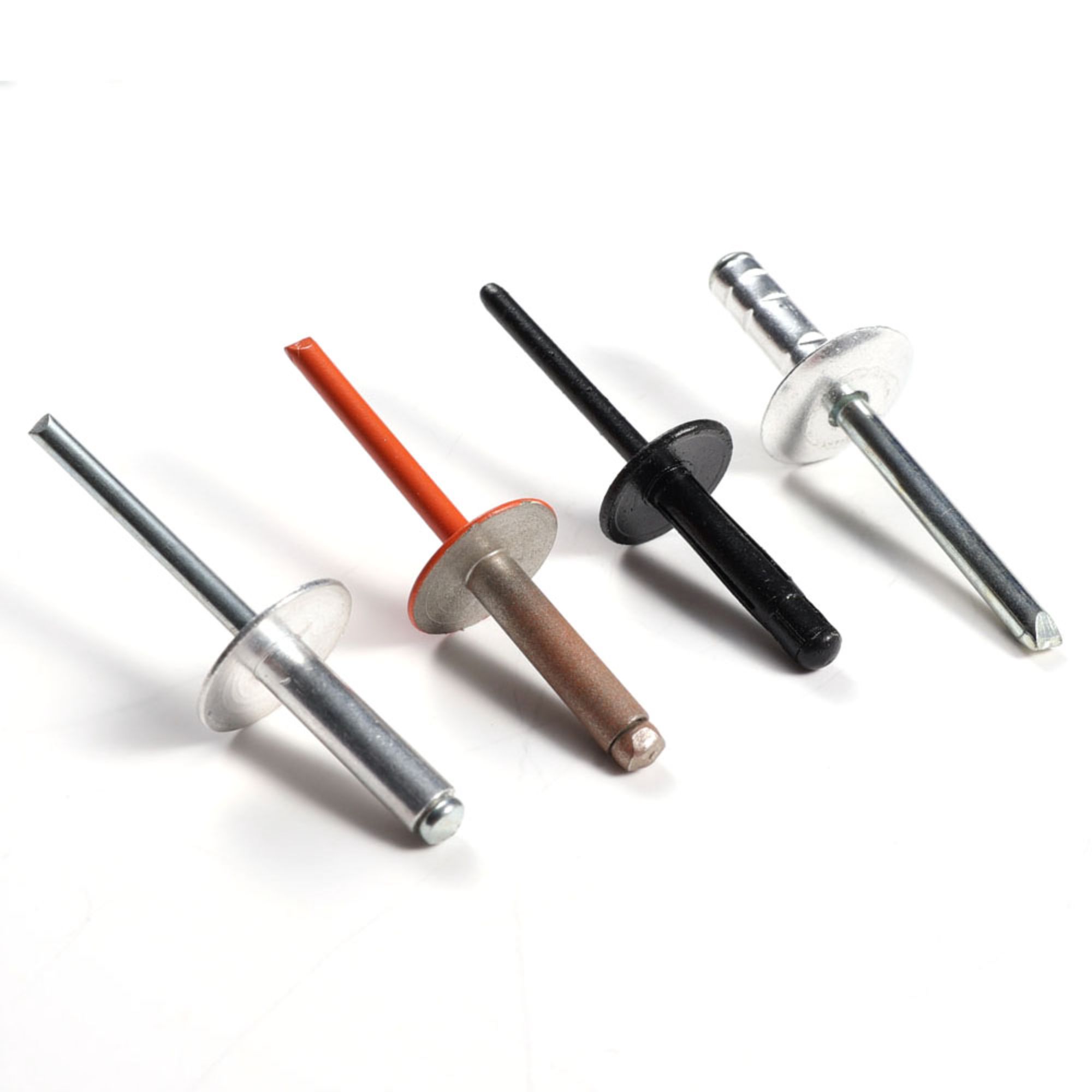 Ħafna Alumini Blind Rivets DIN7337 Iswed Baking Paint Blind 4.8*20mm
