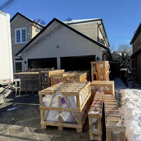 Optimering af globale leveringskæder med effektive fragtspeditør-løsninger.