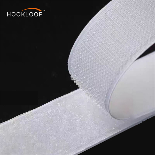 Otkrijte praktičnost naših jednostavnih za korištenje bijelih proizvoda s kukama i petljama