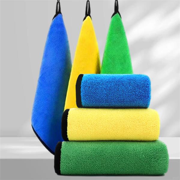 High-quality towels for professional car wash businesses
