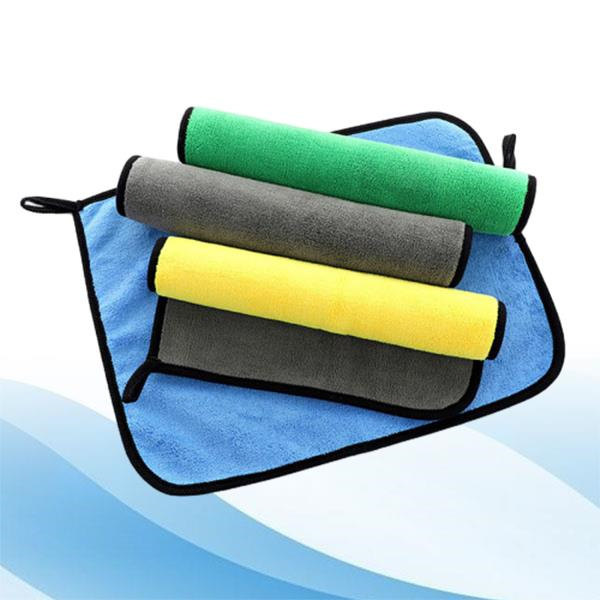 Say Goodbye to Streaks and Lint with Our Premium Microfiber Cleaning Cloths