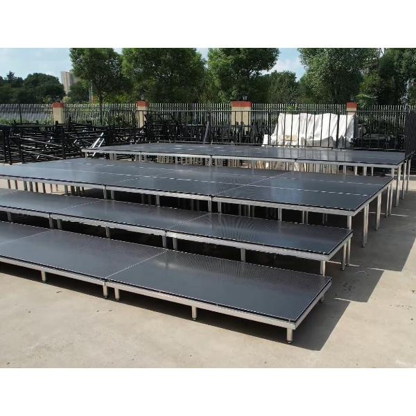 Ინდივიდუალურად შექმნილი სცენის დიზაინი კონცერტის გამოცდილების გასაუმჯობესებლად