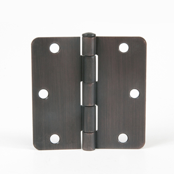 Ontgrendel de charme van uw huis met antieke messing deurscharnieren.