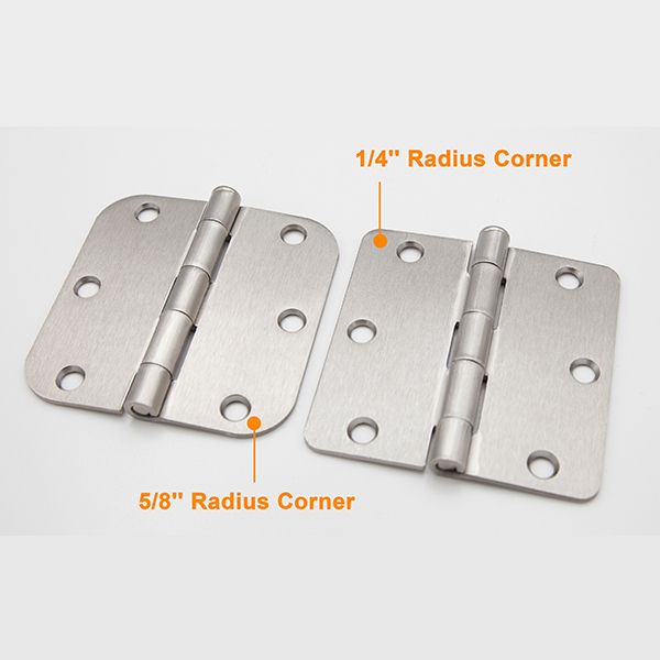 בתוך מפעל חיבורי דלתות