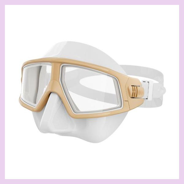 Like an Ocean Enthusiast with Obosoe Anti-Fog Snorkel Mask