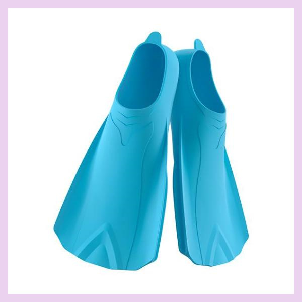 Experience the Ultimate Thrill of Diving with Superior, Carbon Fiber Diving Fins!