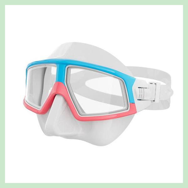 Choosing the Best Diving Mask for Fashion-Forward Explorers