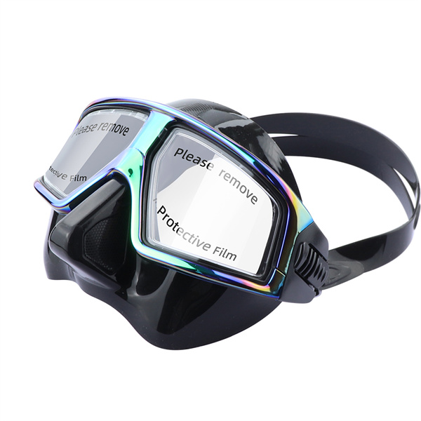 Improved visibility and breathing with integrated snorkel