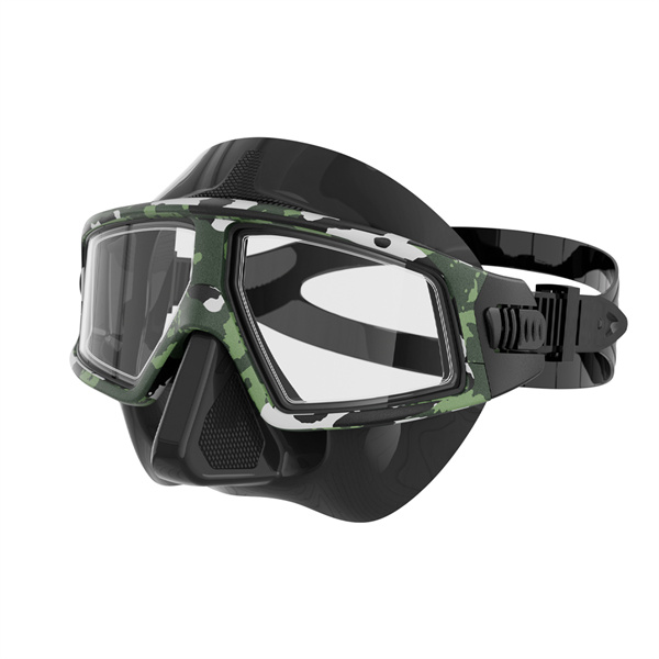 Dive deeper and see more with a durable free diving mask