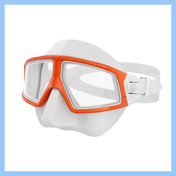 Enhance Your Scuba Diving Experience with High-Quality Goggles.