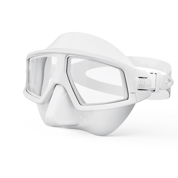Benefits of protecting your diving mask