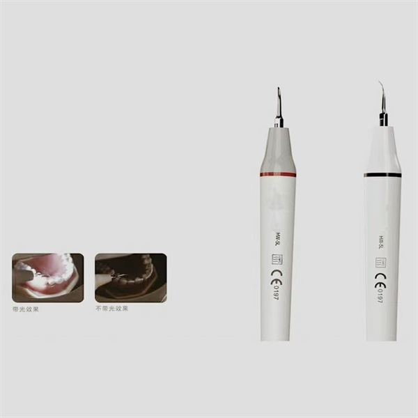 چگونگی استفاده از دستگاه پاک کننده دندان در خانه