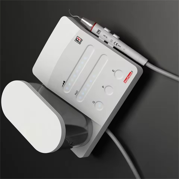 مزایای استفاده از روش دندانپزشکی اولتراسونیک سکلر برای تمیزکاری دندان هموارتر