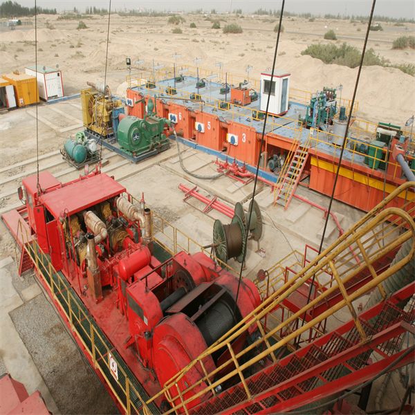 Badanie różnych typów wiertel używanych w przemyśle naftowym i gazu ziemnego