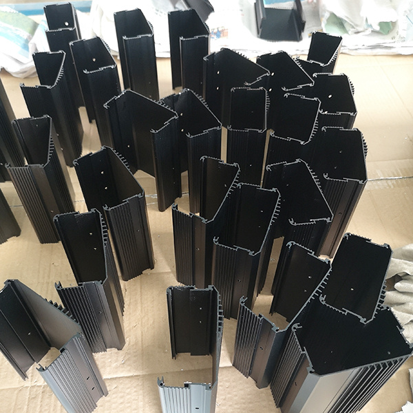 Installation facile et accès à vos appareils électroniques