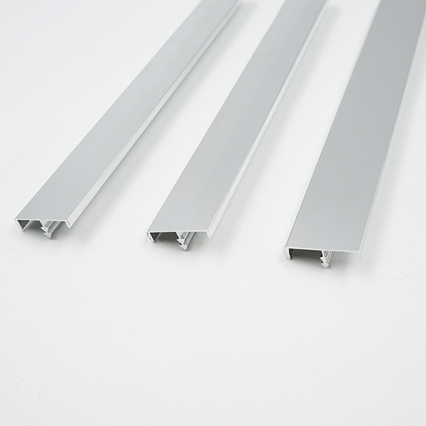 Customizable options for a perfect fit with aluminium edge trim