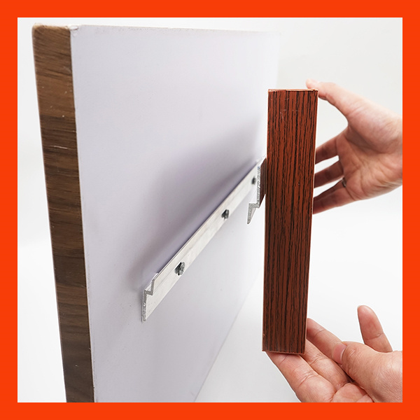 Heavy duty cleat for sturdy picture hanging