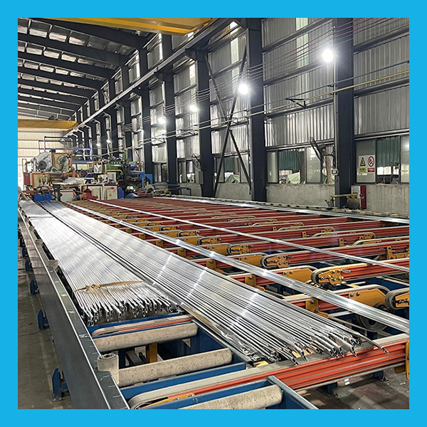 ຄວາມປອດປ່ອນກັບ Corner Extrusions