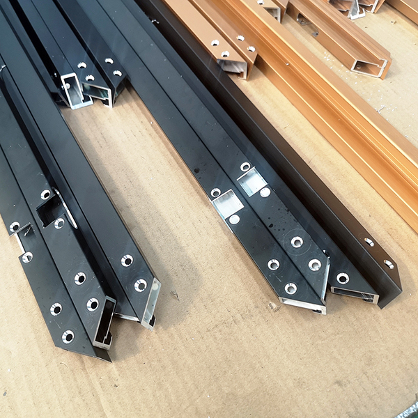 استخدامات ملف الألمنيوم CNC