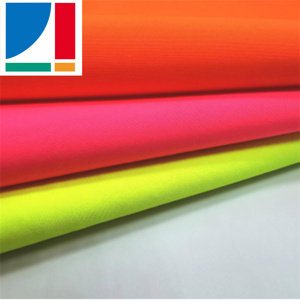 İş geyiminizin ömrünü uzatmaq üçün onu necə gözərdə saxlaya və təmir edə bilərsiniz