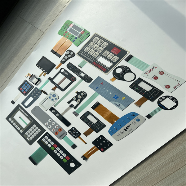 Rivoluziona il Tuo Spazio di Lavoro con l'Interfaccia Dinamica del Pannello Frontale