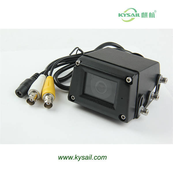 Como uma Câmera de Ré para Caminhão Pode Lhe Dar Mais Confiança ao Dar Ré