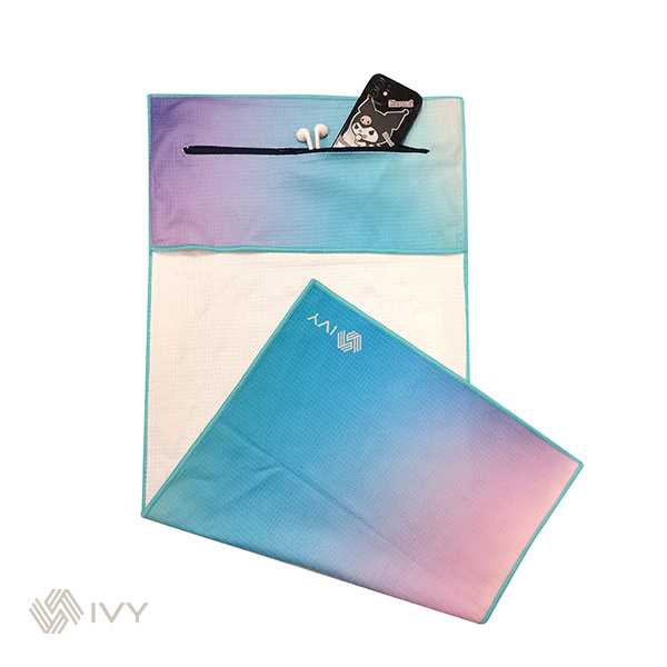 Eleve sua experiência na academia com uma toalha macia e duradoura projetada para o máximo desempenho.