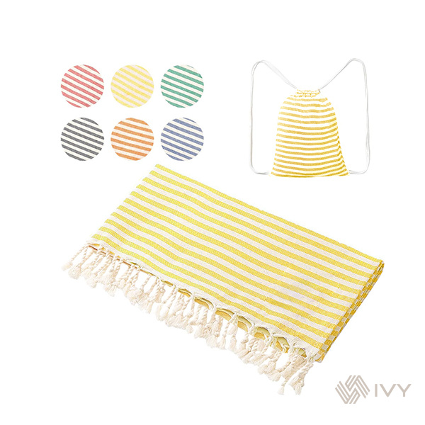 Use of Light Weight Beach Towel