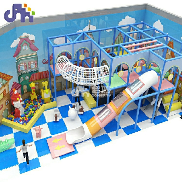 חדשנות בחצרות שעשועים חושיות