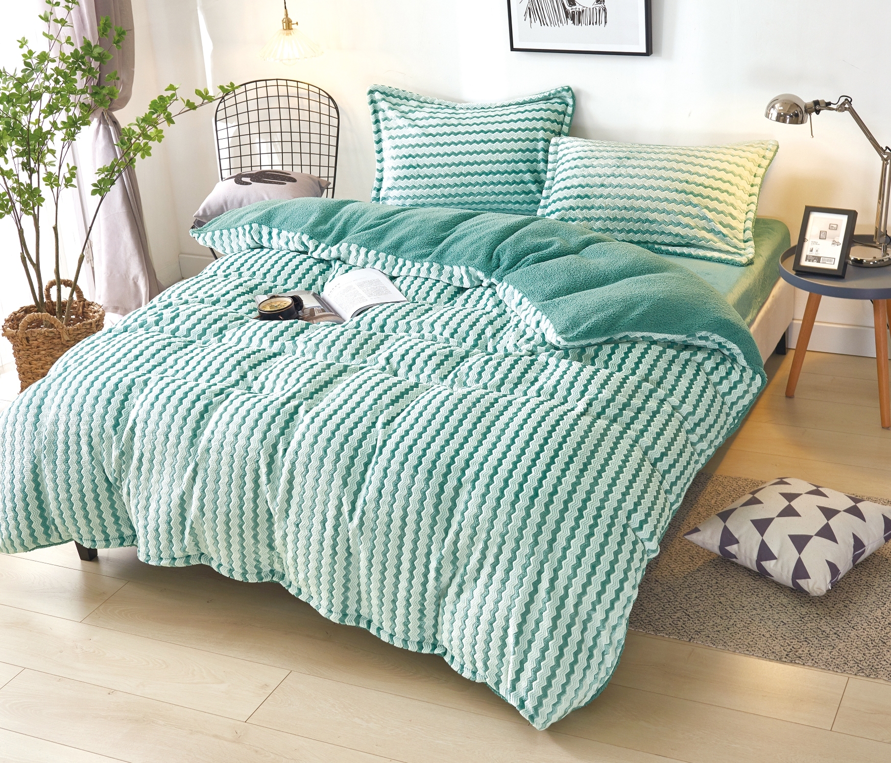 KOMFORTEĠA TA' JACQUARD FLANNEL FLEECE MA' IS-SAFN TAR-RABBIT