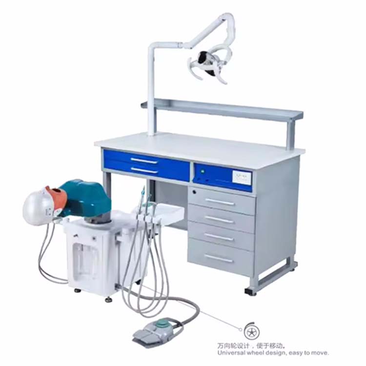 Formarea studenților cu simulatoare dentale cu control electric tip 'phantom head'