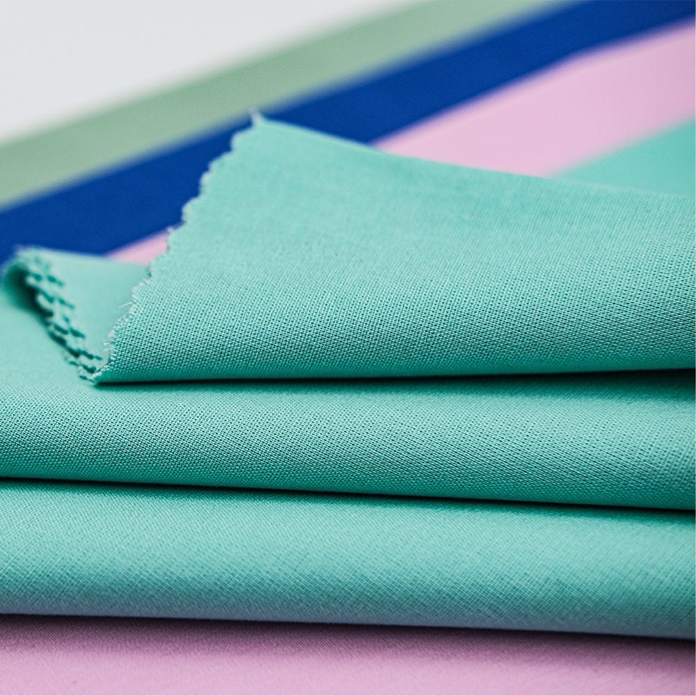 اكتشف أناقة قماش التويل الأبدية في المنتجات الجملة.