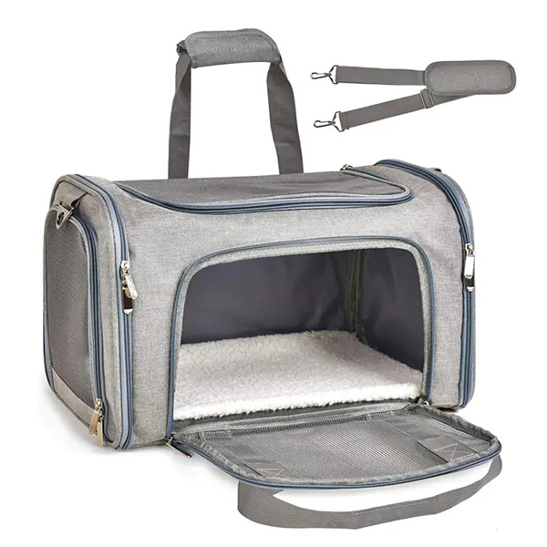 완벽한 개 가방으로 당신의 개에게 VIP 대우를 제공하세요