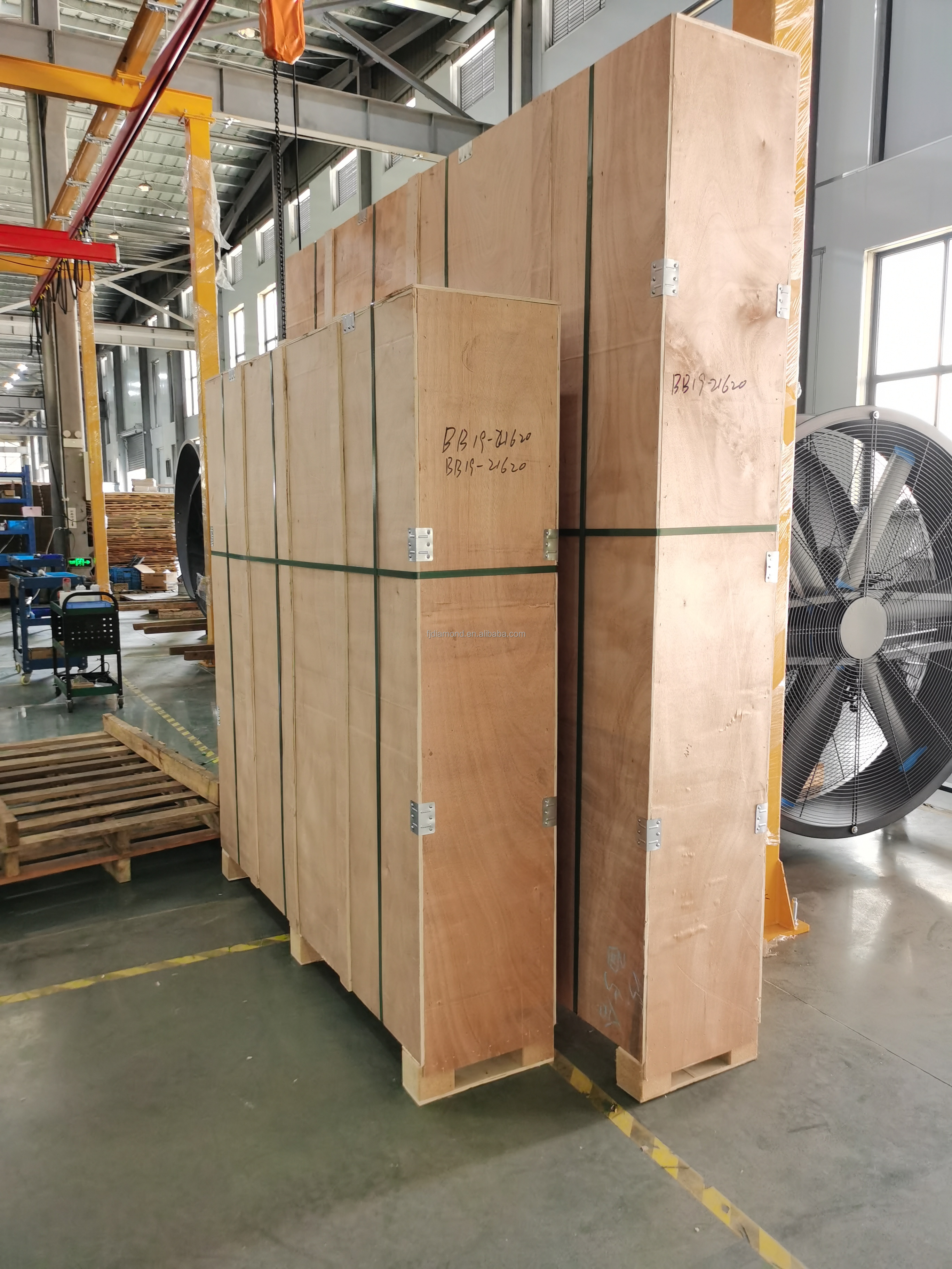 High Velocity Wall Mounted Industrial Warehouse Fans High Quality with 220V Motor Manufacturing Plants Restaurants Farms Hotels manufacture