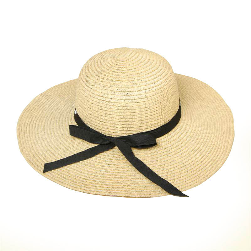 Straw hat for women with domed bow and large brim