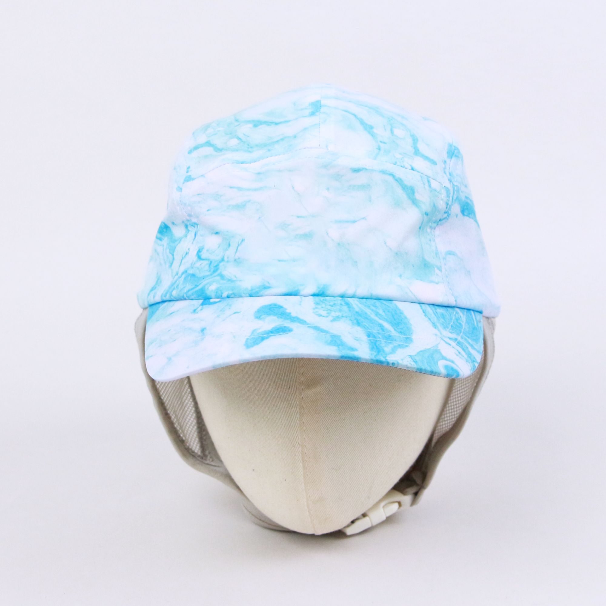 A windproof baseball cap