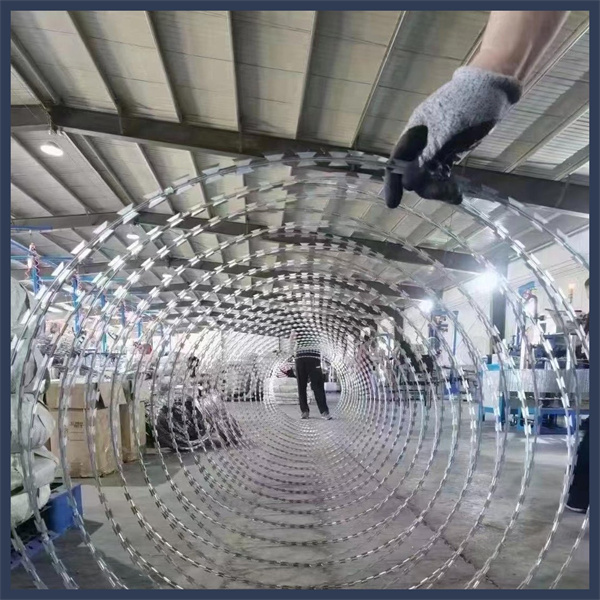 Customize Your Razor Barbed Wire Order for the Perfect Fi