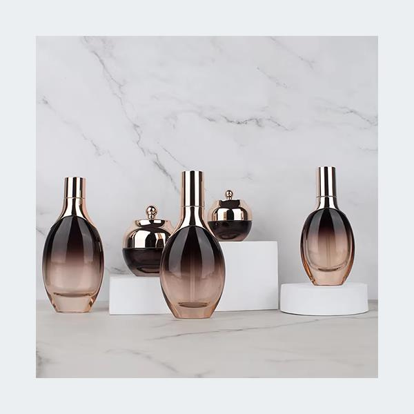 届きにくい部分にもクリームを簡単に塗布