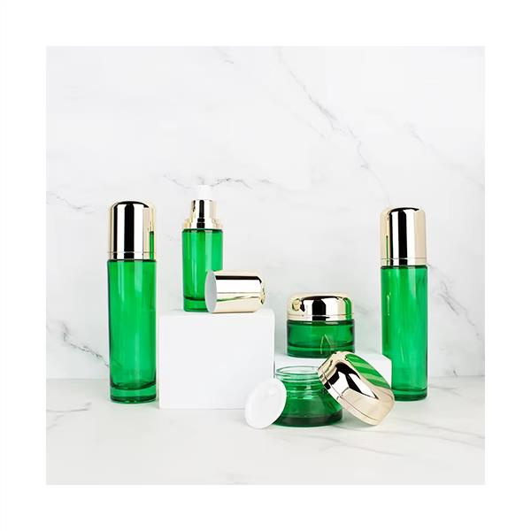 メイク用ポンプボトル