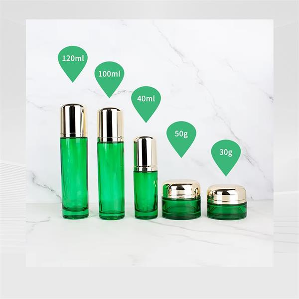 Ein Vergleich von Glas- und Kunststoffoptionen