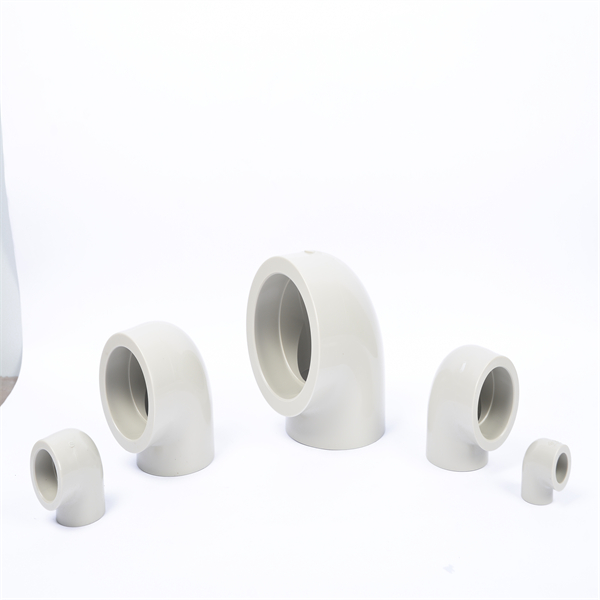 איך צינורות כימייםbuat CPVC תורמים לסביבה עבודה בטוחה יותר